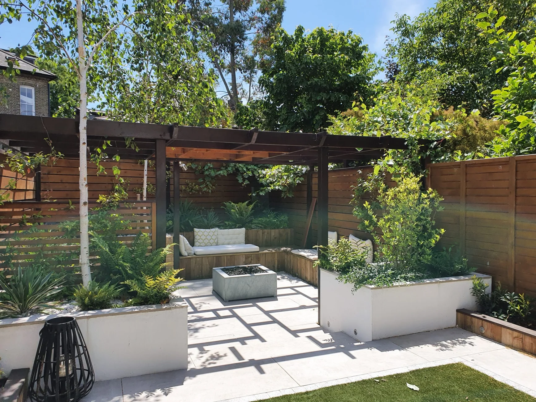 Every homeowner appreciates the aesthetic quality Taylored Gardens contribute to their home